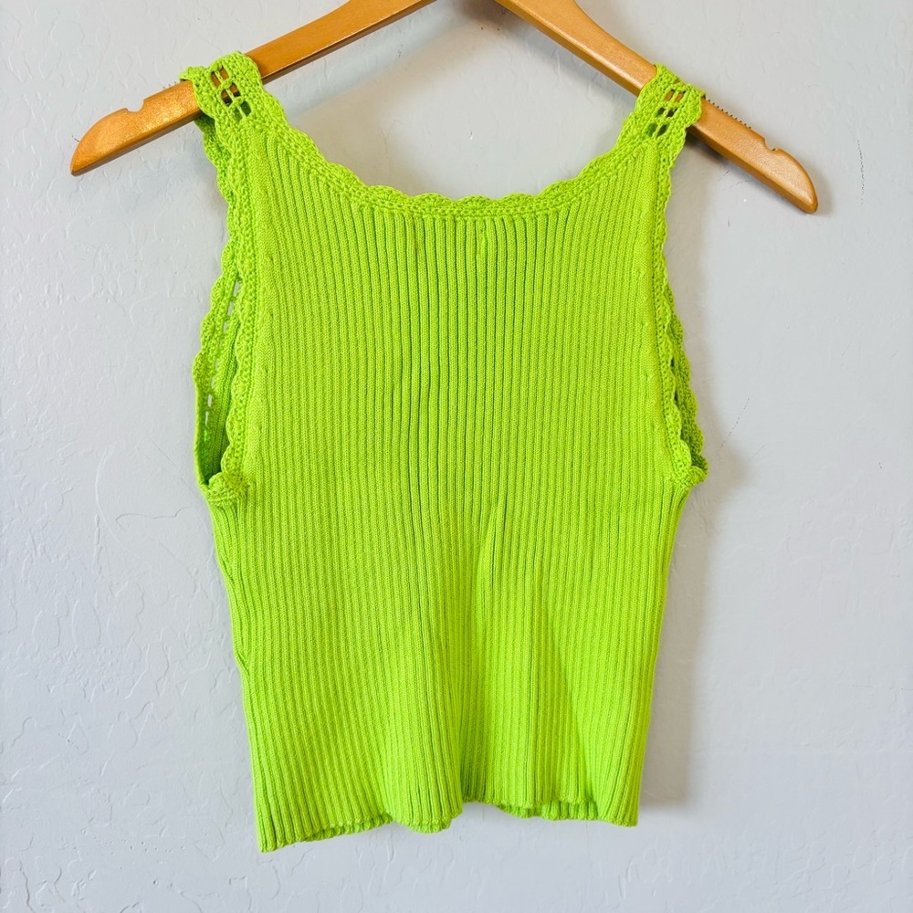House of Harlow 1960 Neon Green Knit‎ Camisole - Picture 6 of 8